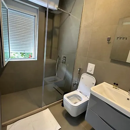 Soin 4* ティラナ