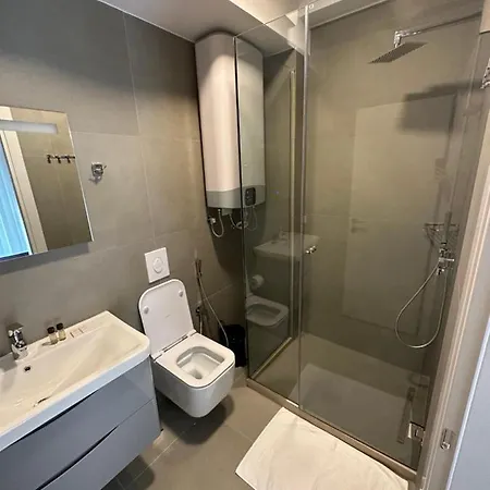 Soin アパートホテル ティラナ